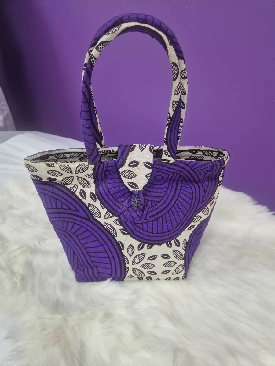 Sac à main violet customise